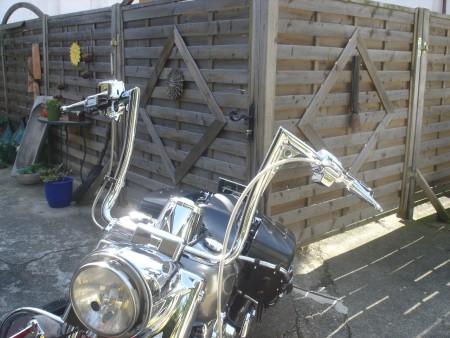 jetzt geht es los, der hohe Lenker muss ab