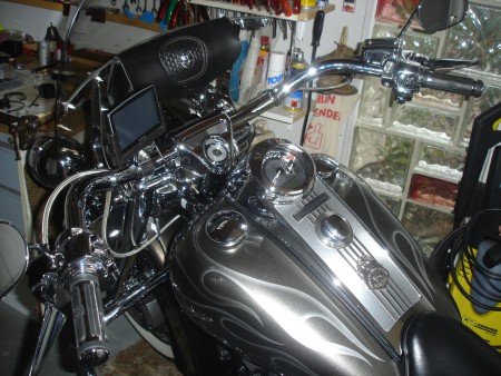 wau, endlich alles drauf und alle Kabel angelötet und Test bestanden