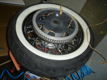 auf geht´s zur Reifenmontage